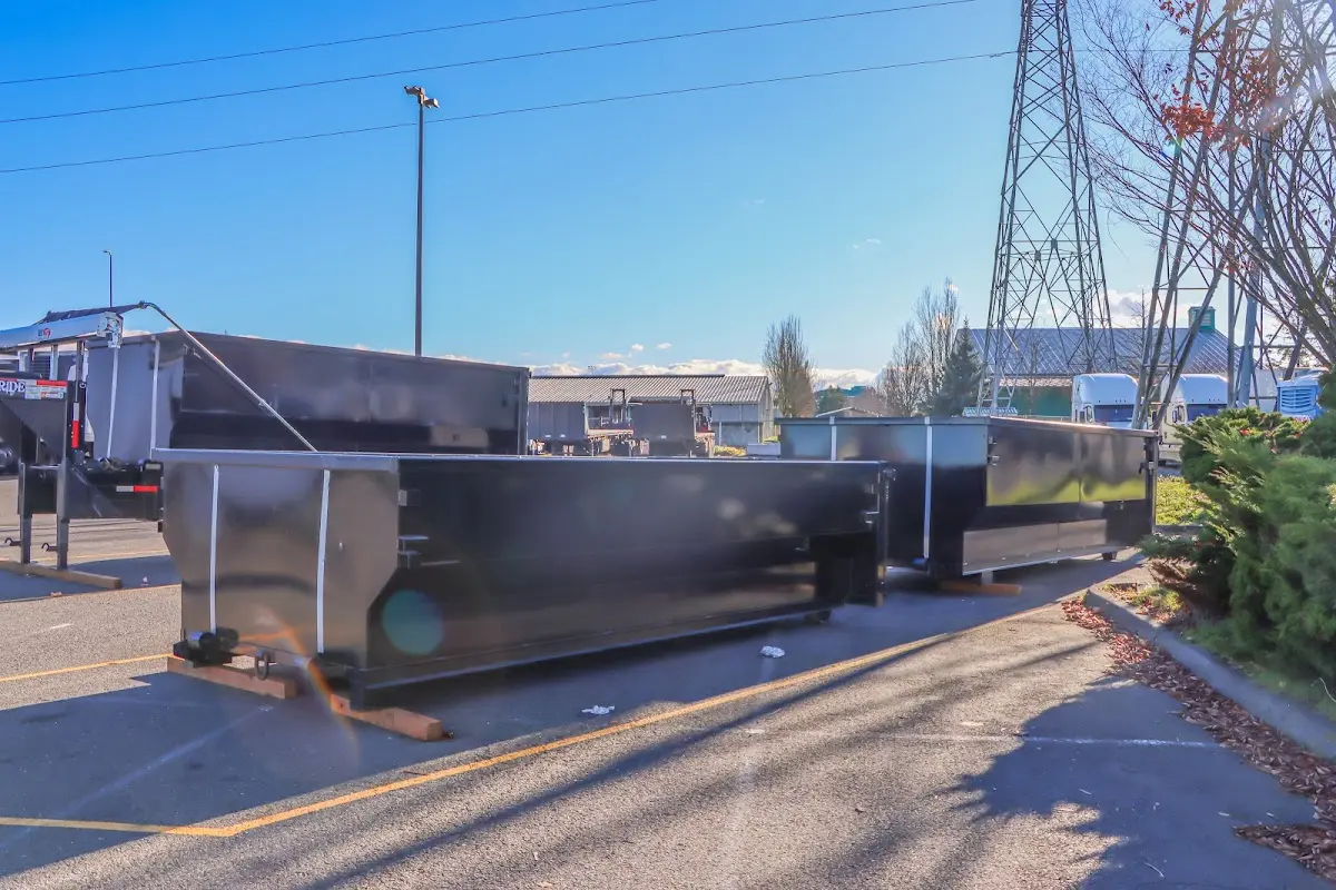 Professional dumpster rental and junk removal service in Bradenton